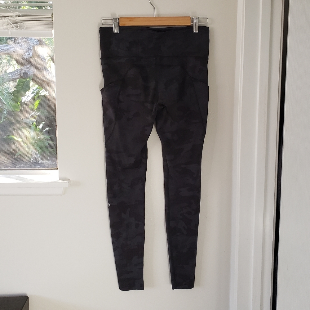 NWOT Fast & Free High-Rise Tight 28” Non-Reflectiv - Picture 6 of 9
